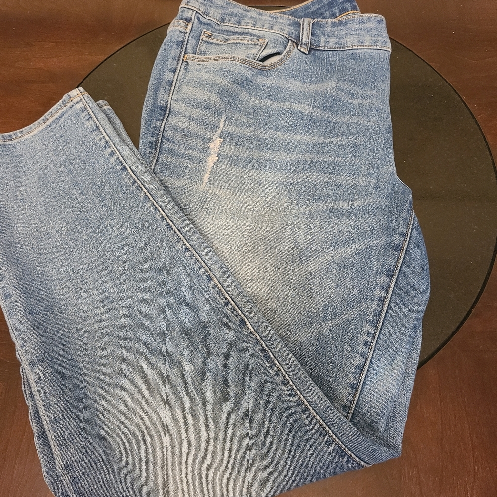 10/$20 Ladies plus jeans
